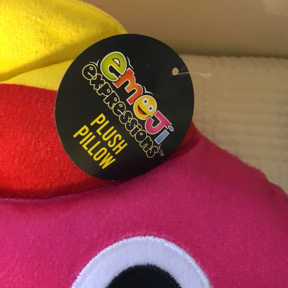 Rainbow emoji pillow - Picture 2 of 4